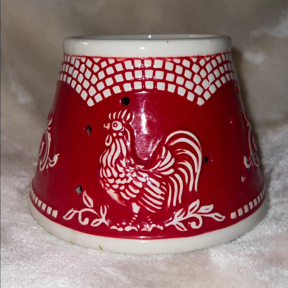 LK NW 🐔 NEVER USED HAND-CRAFTED RED WHITE ROOSTER DESIGN JAR CANDLE SHADE COVER - Picture 8 of 11